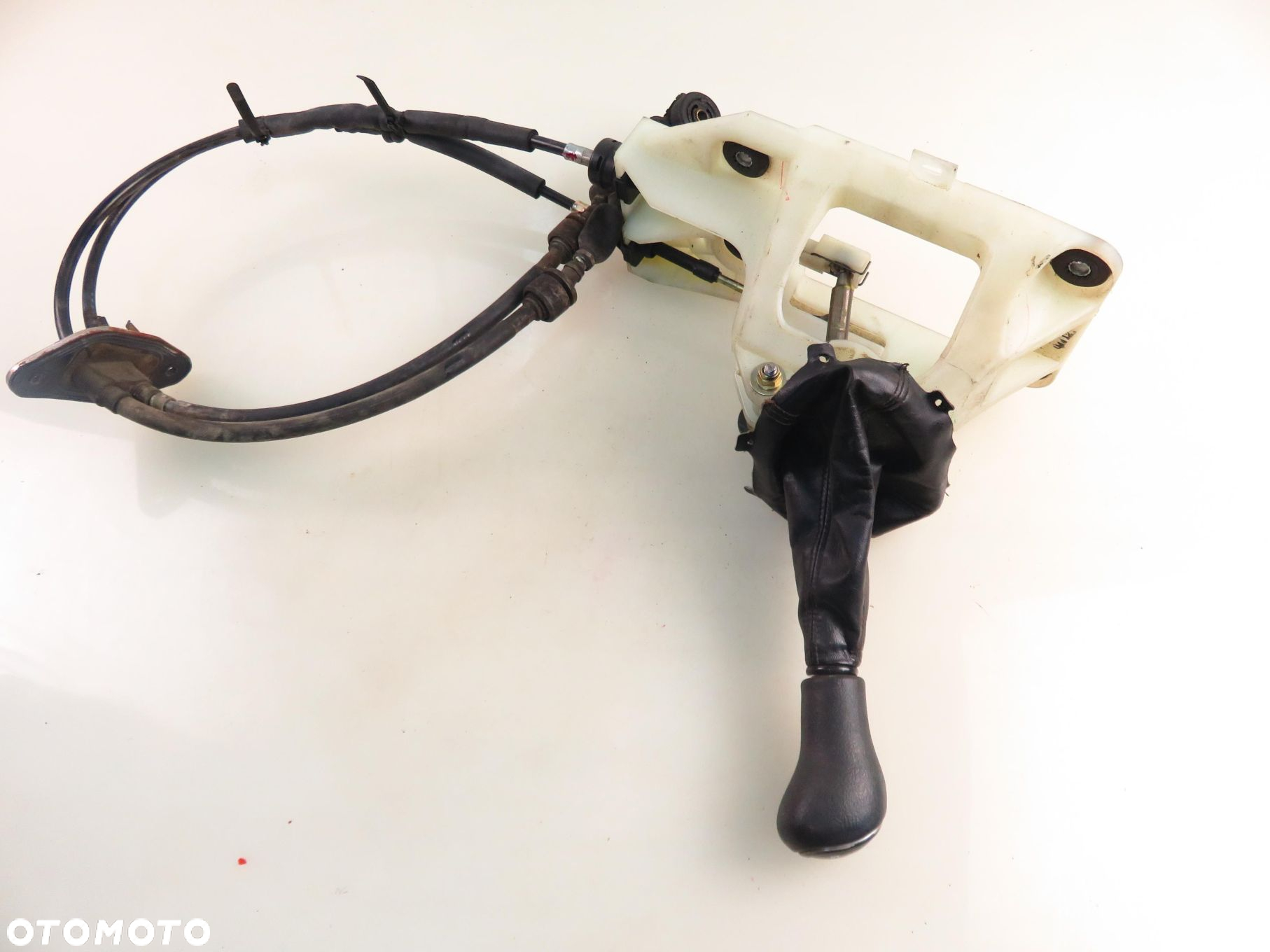 LEWAREK MITSUBISHI OUTLANDER I 2.0 - 3