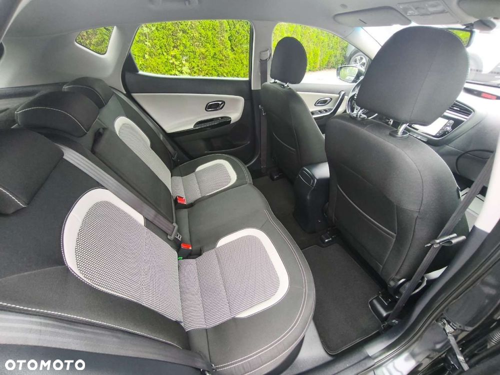 Kia Ceed - 15