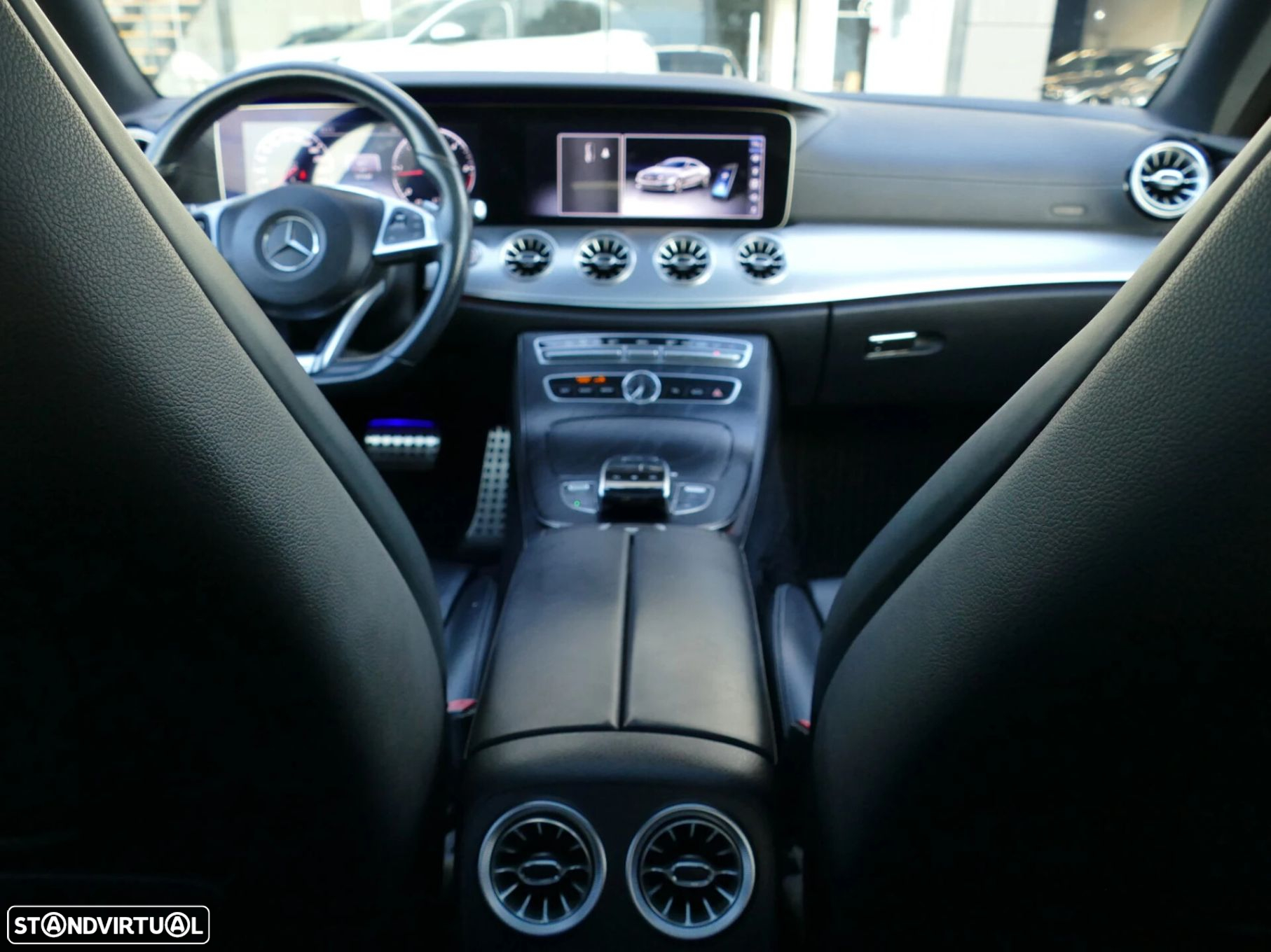 Mercedes-Benz E 220 d AMG Line - 37