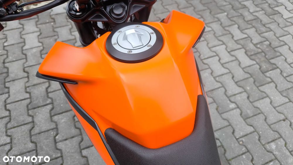 KTM Adventure - 17