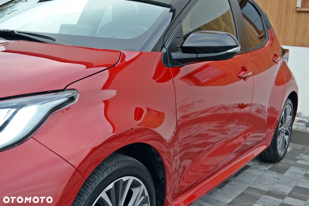 Toyota Yaris - 12
