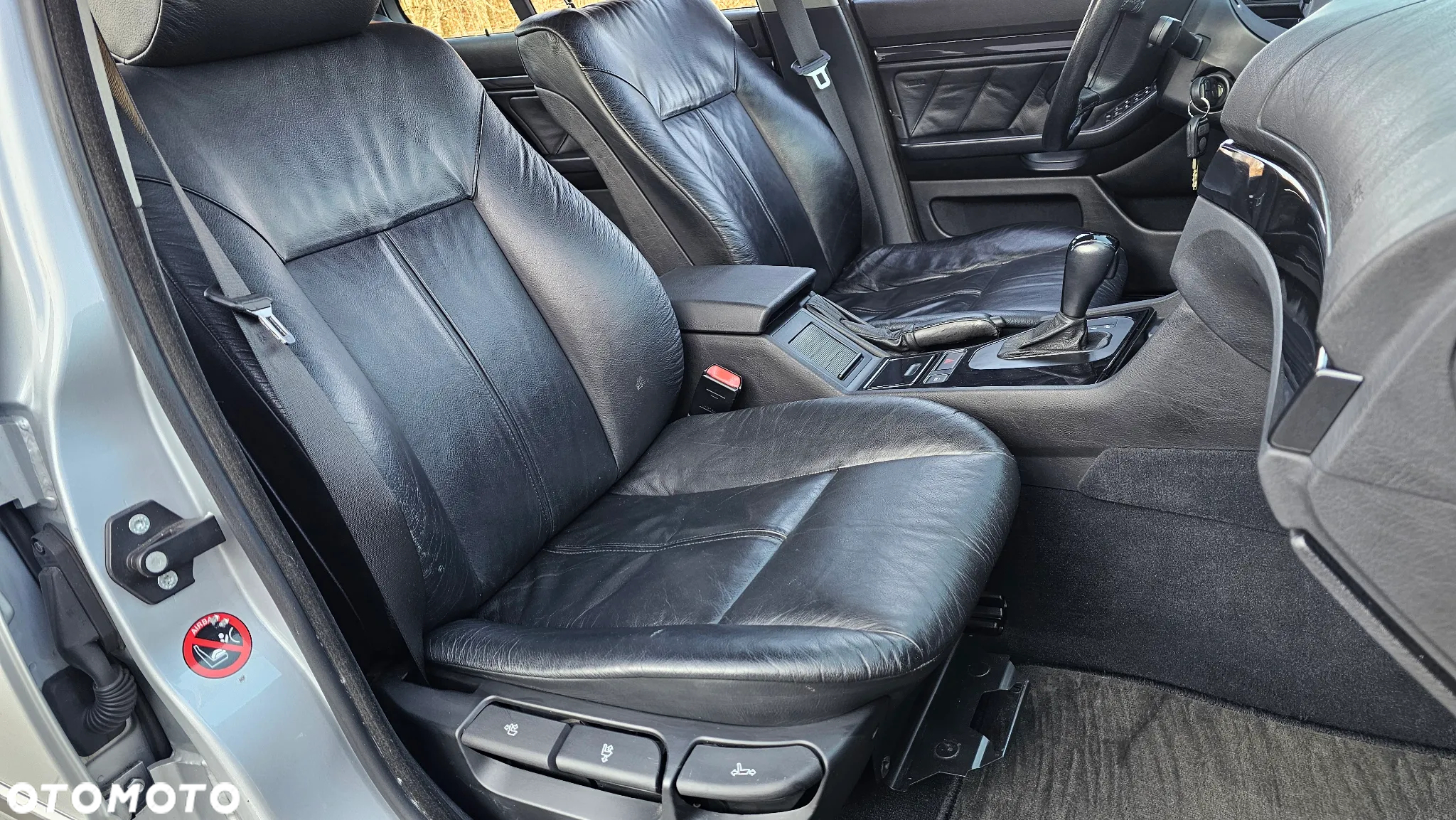 BMW Seria 5 523i - 26