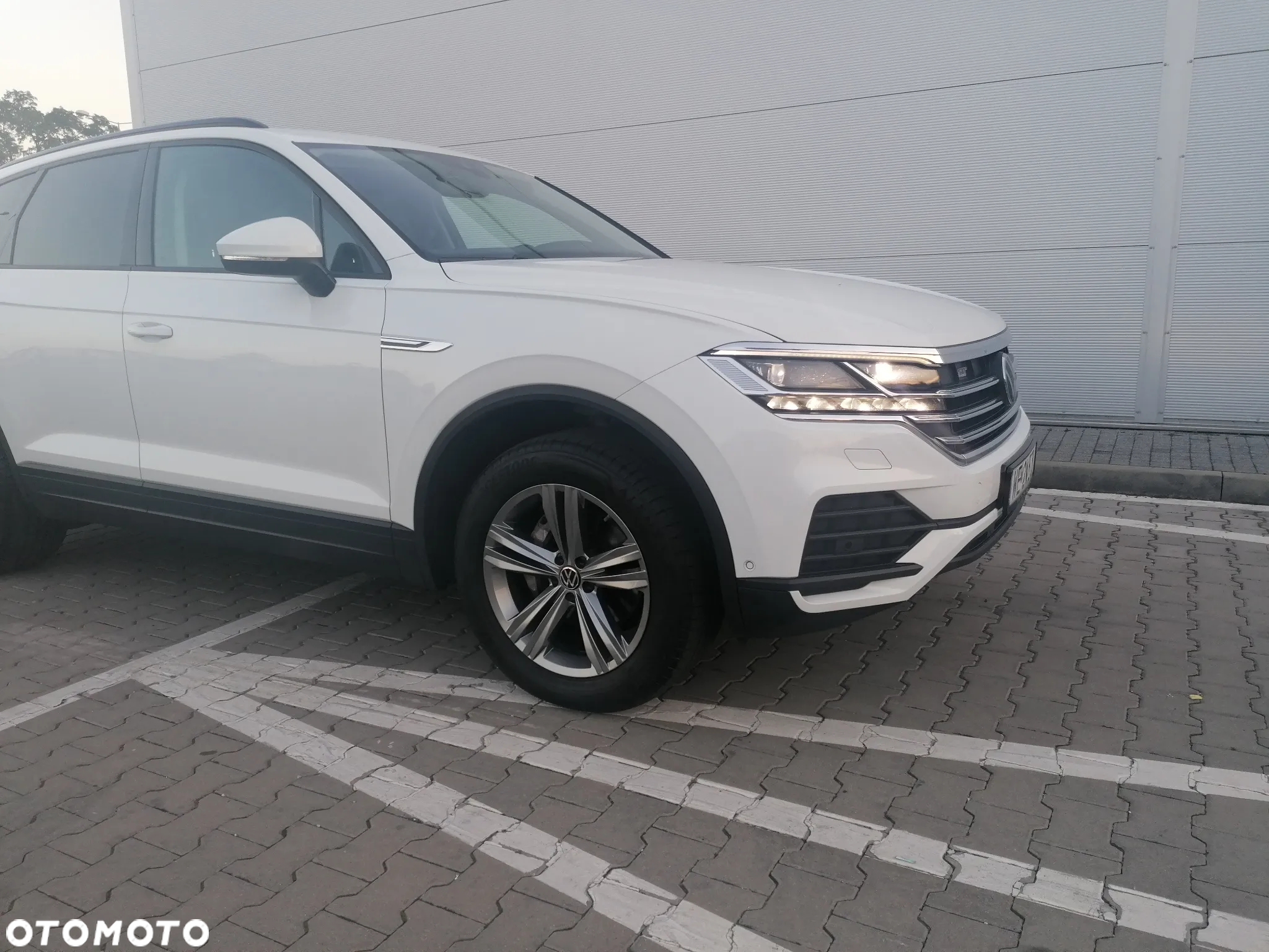 Volkswagen Touareg 3.0 V6 TDI SCR 4Mot - 8