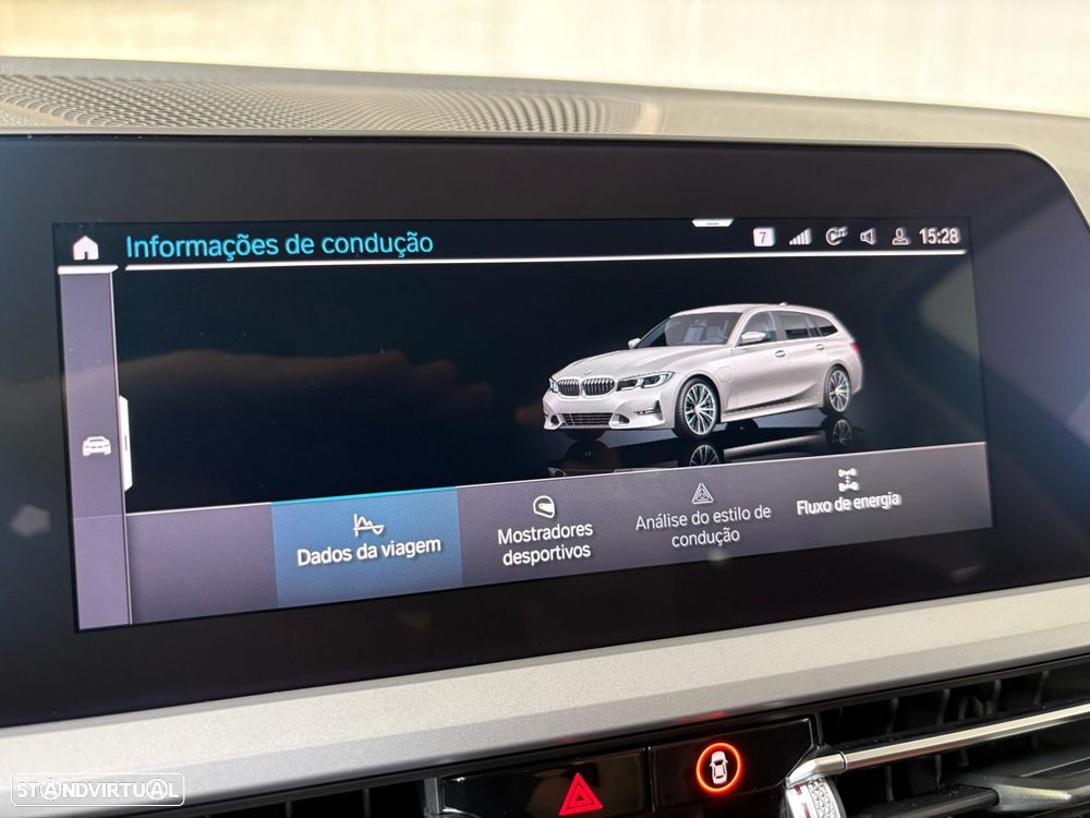 BMW 330 e Line Sport Auto - 31