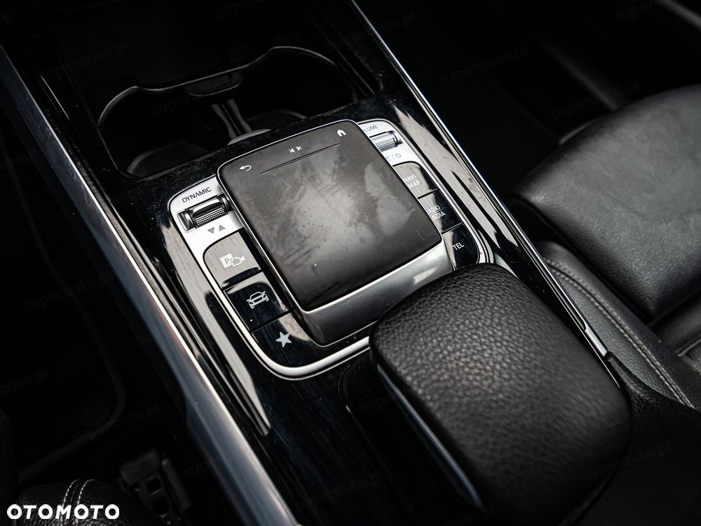 Mercedes-Benz GLB 200 d Progressive 8G-DCT - 21