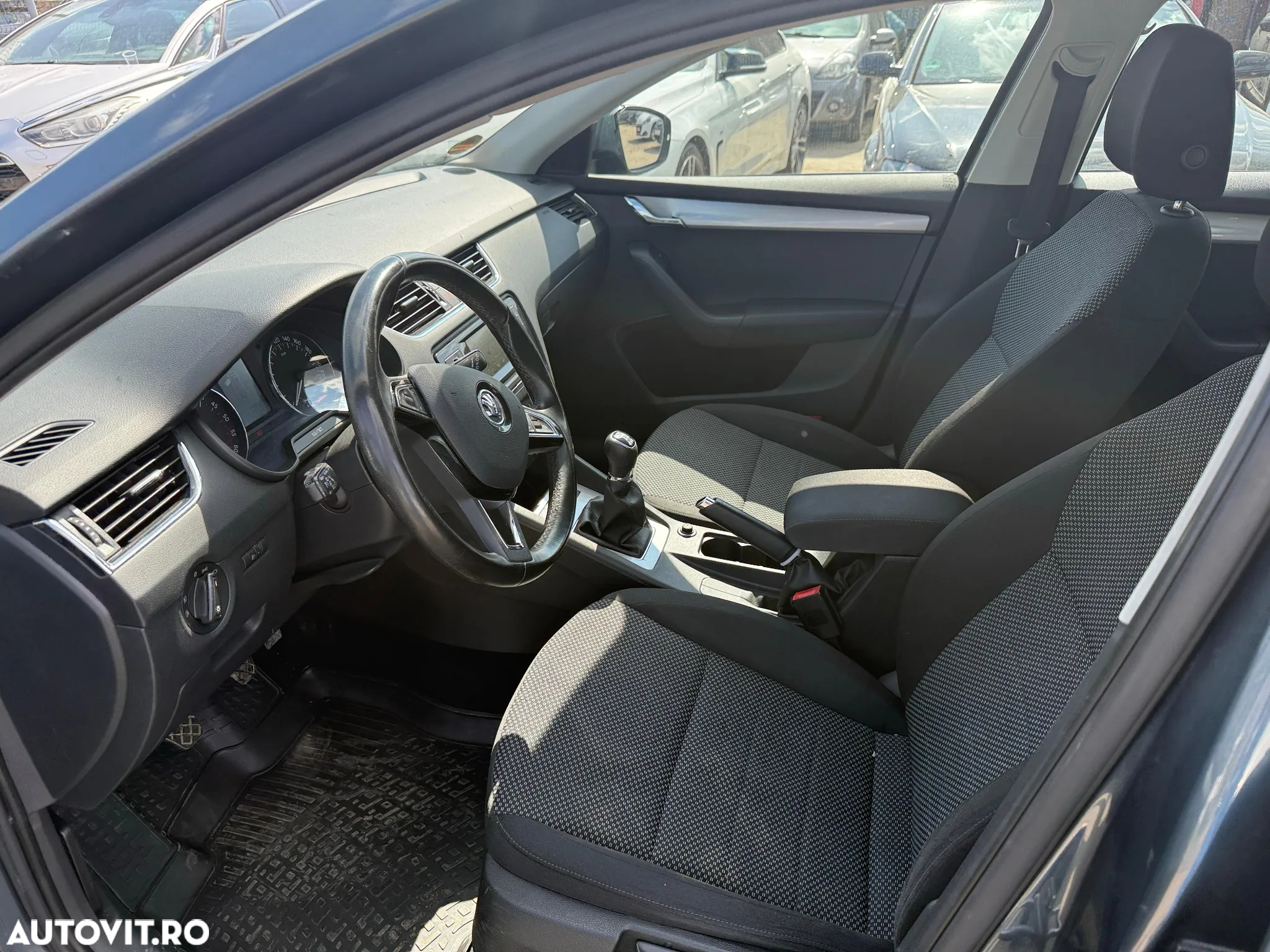 Skoda Octavia 2.0 TDI (Green tec) 4x4 Ambition - 7