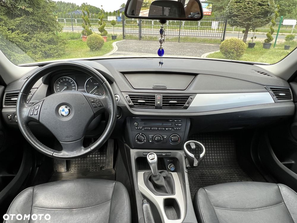 BMW X1 sDrive18d - 12