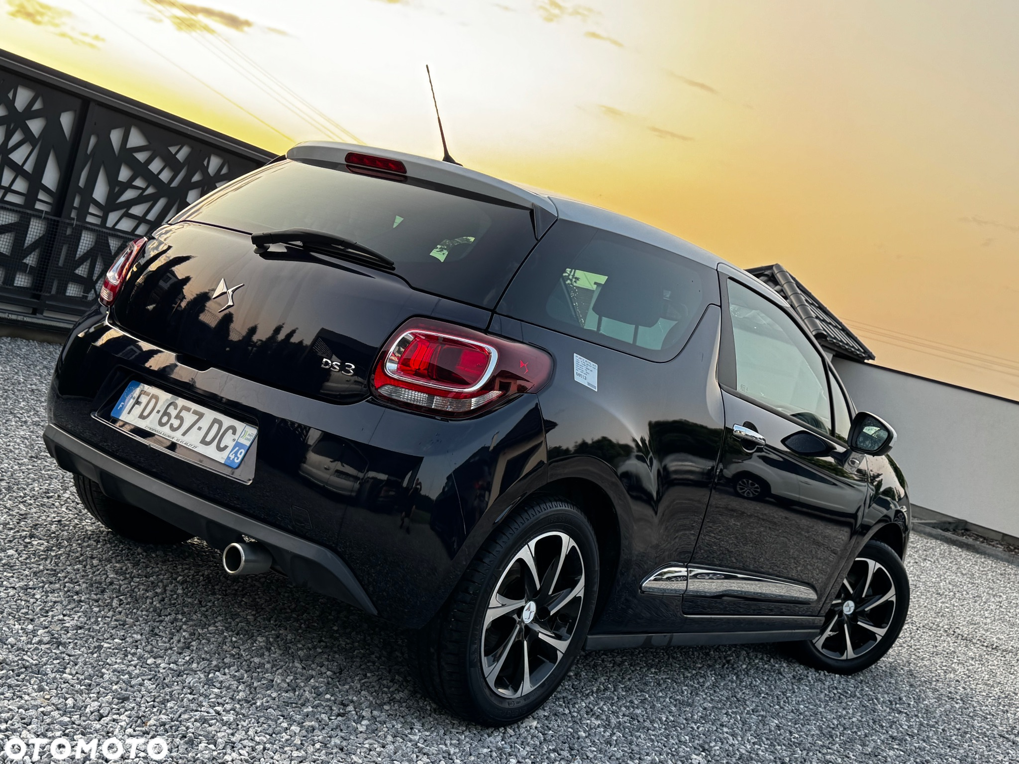 Citroën DS3 PureTech 110 Start & Stop EAT6 SportChic - 14