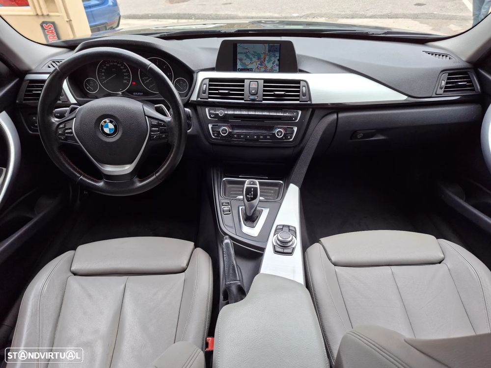 BMW 320 d Aut. Blue Performance Sport Line - 31