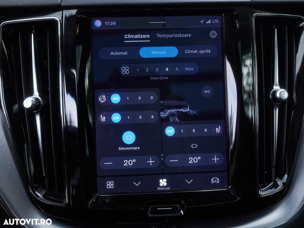 VOLVO XC60 2021 — imagine 31