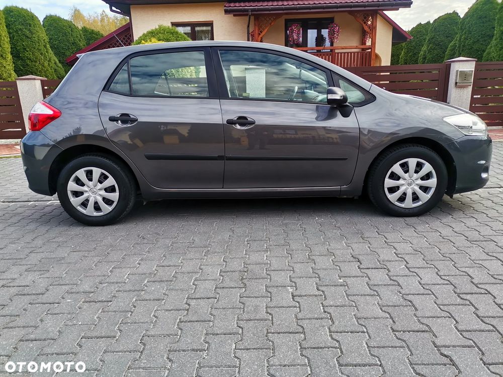 Toyota Auris 2013 photo 4