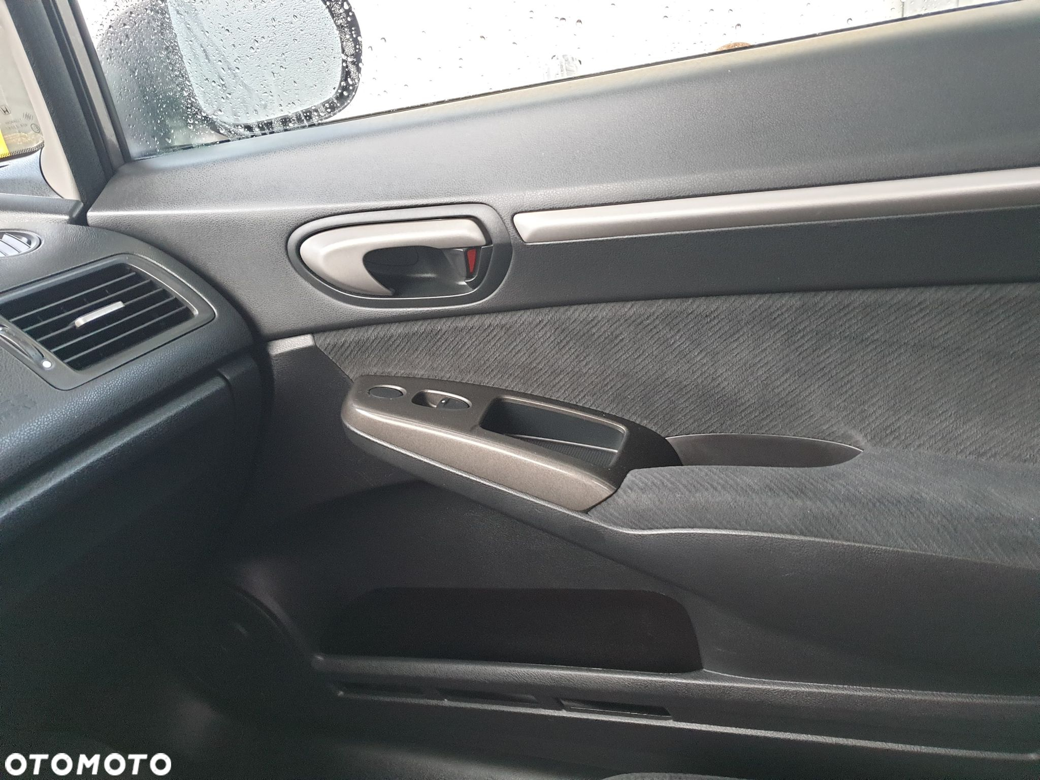 Honda Civic 1.8 Executive - 11