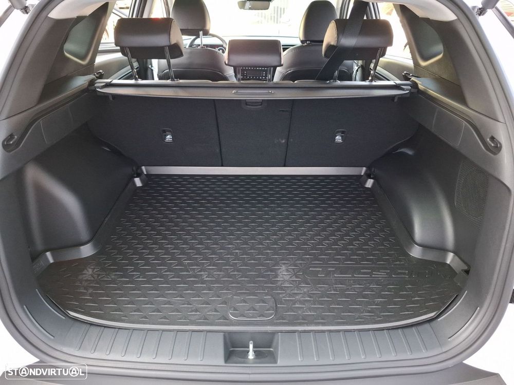 Hyundai Tucson 1.6 CRDi Vanguard DCT - 27