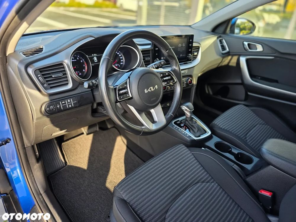 Kia XCeed 1.5 T-GDI L Business Line DCT - 17