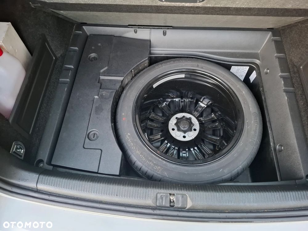 Volkswagen Passat 2.0 TDI Comfortline - 11