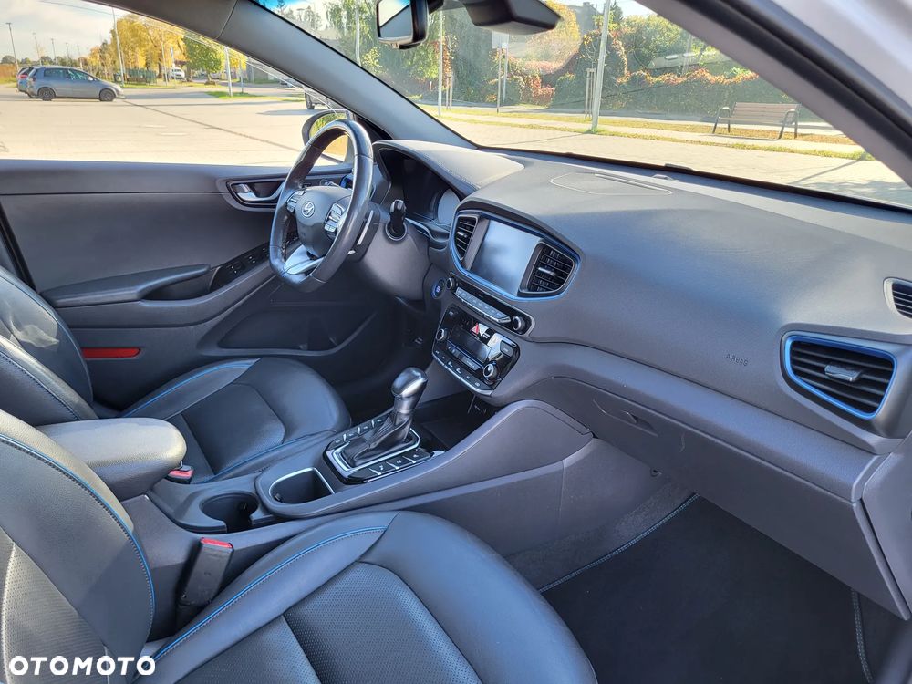 Hyundai IONIQ plug-in hybrid Platinum - 30