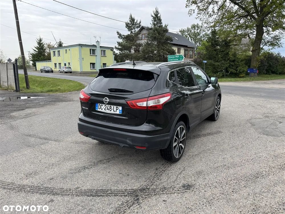 Nissan Qashqai 1.6 dCi 4x4 Tekna S&S - 11