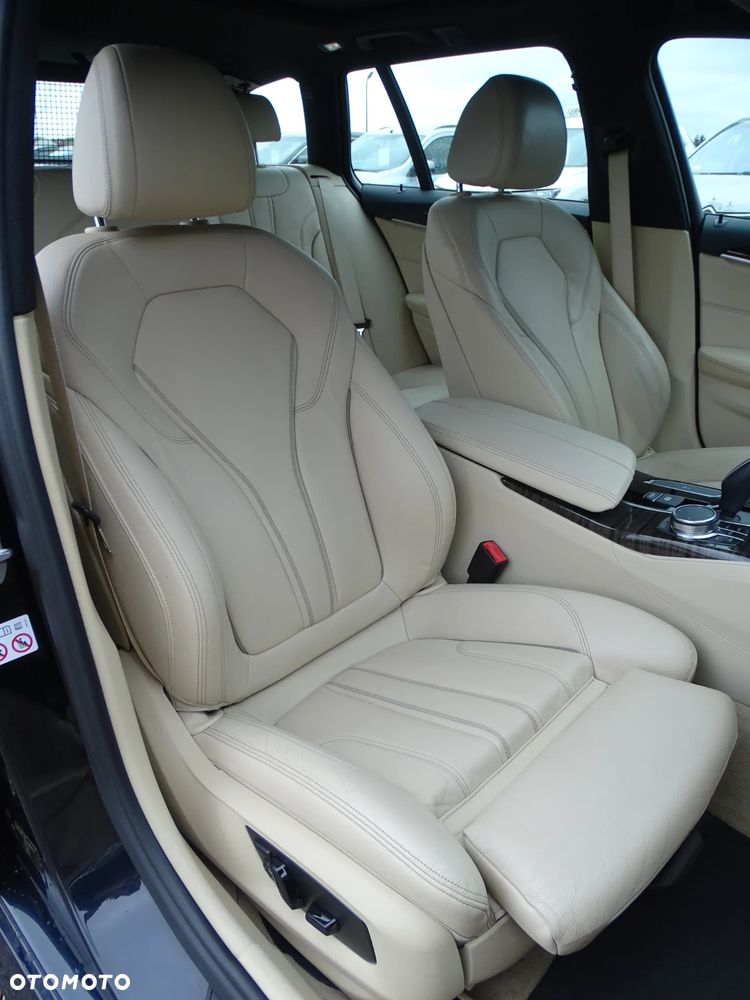 BMW Seria 5 530d xDrive M Sport sport - 29