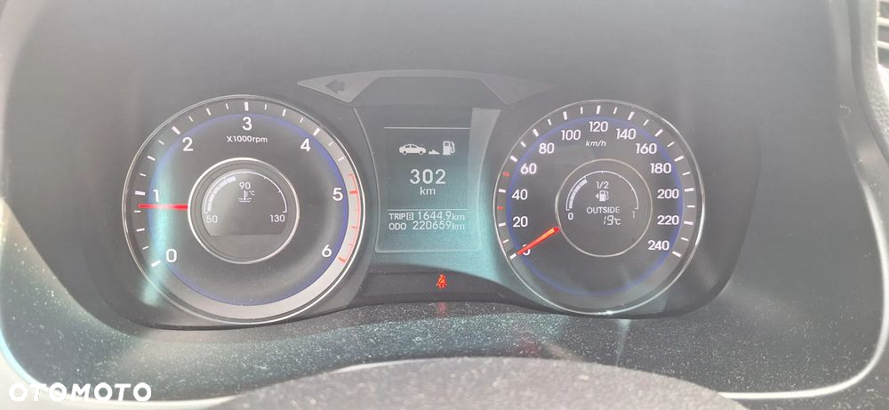 Hyundai i40 Kombi blue 1.7 CRDi Classic - 13