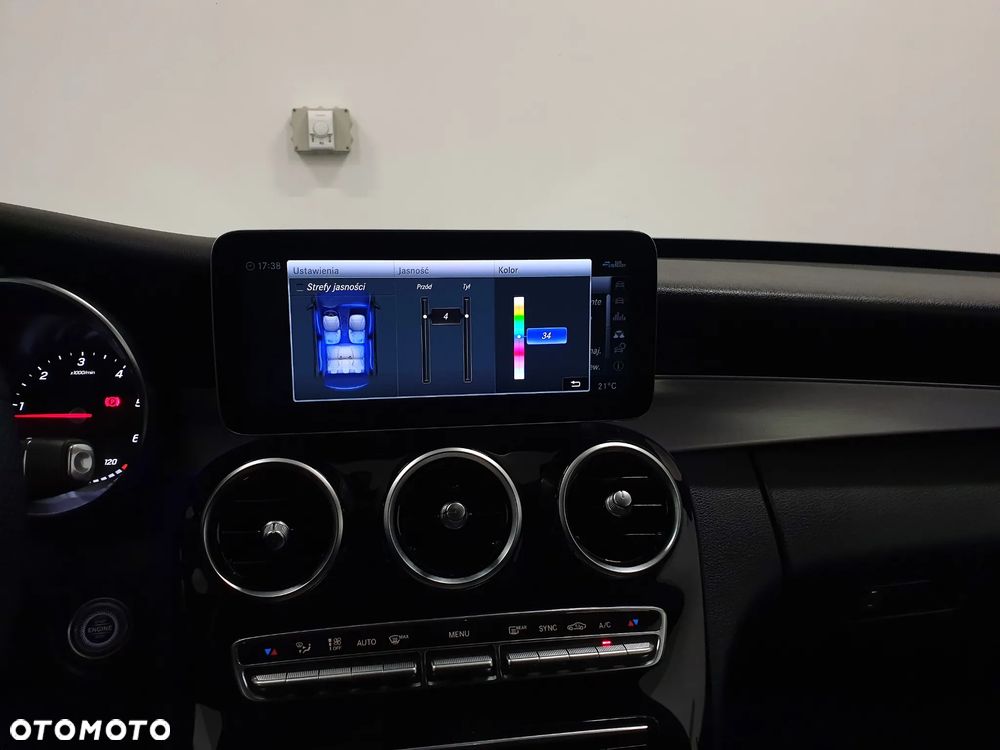 Mercedes-Benz Klasa C 220 d 9G-TRONIC - 20