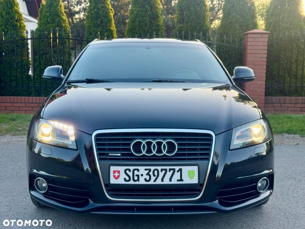 Audi A3 Sportback 2.0 TFSI (DSG) S tronic S line Sportpaket plus - 2