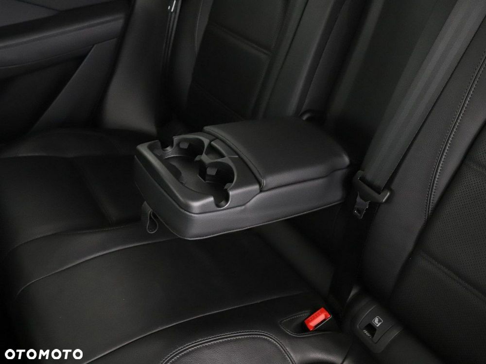 Jaguar E-Pace P200 AWD - 41