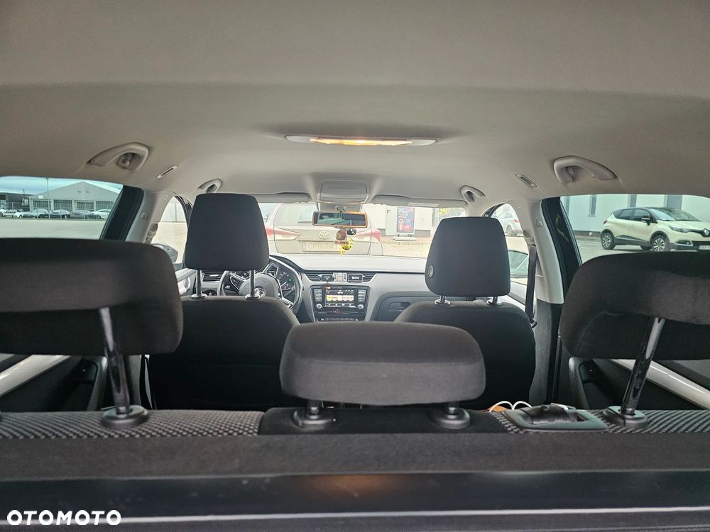 Skoda Octavia 2.0 TDI Ambition DSG - 5