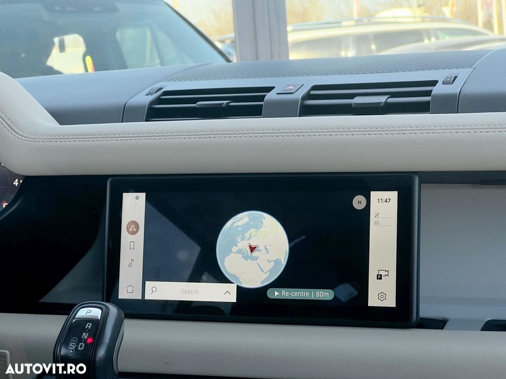 Land Rover Defender - 11