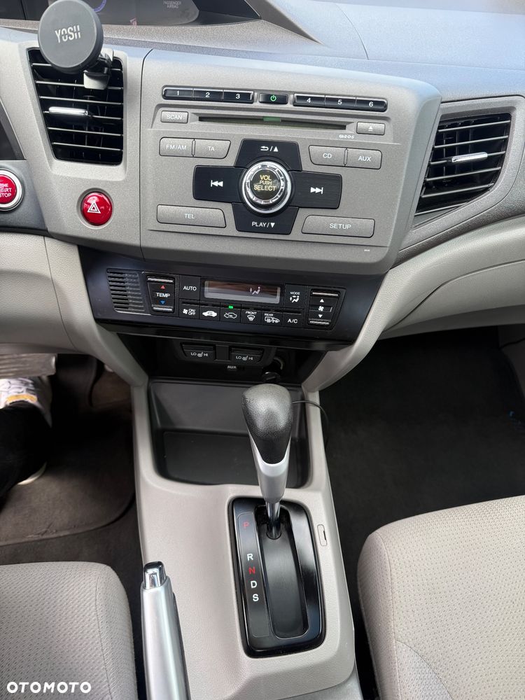 Honda Civic 1.8 Executive - 25