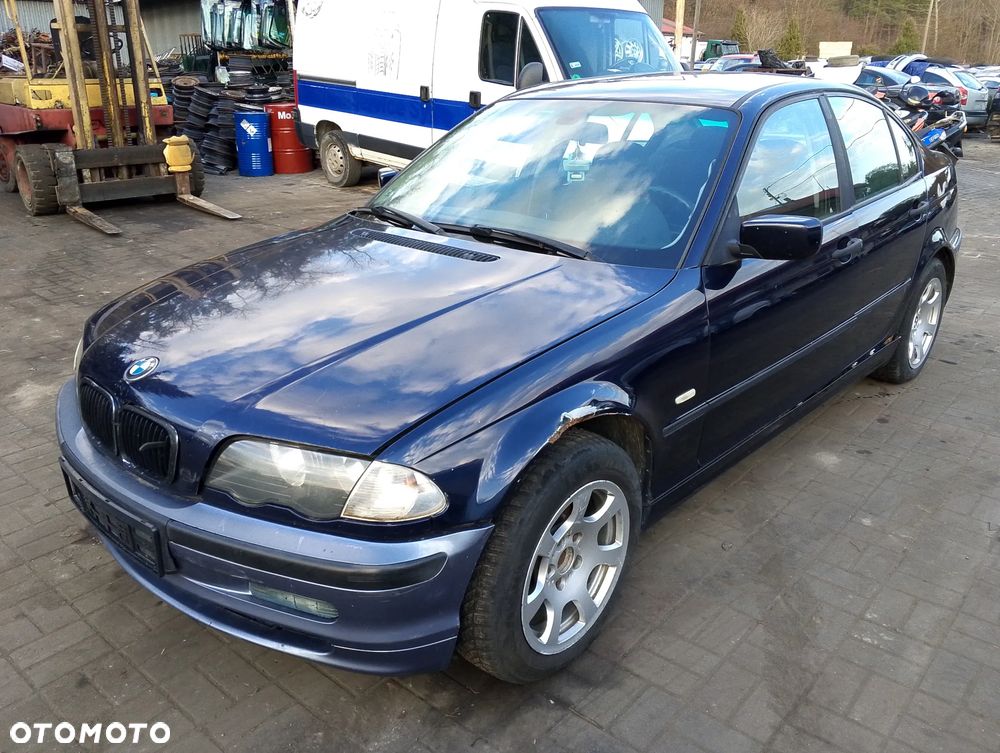 BMW Seria 3 E46 Przed Lift (98-01r.) 2.0 D 136KM. Silnik M47D20 (M47 D20) / 204D1 Skrzynia 7503247 / S5D 280Z THCI  (S5D280Z) lakier 317 Orient Blau Metallic. Cały na części. GWARANCJA !!! Przód Tył Zestaw Komplet Drzwi Klapa Zderzak Błotnik Maska Grill Atrapa Szyba Pas Lampa Lusterko Boczki Fotel Kanapa Kokpit Deska Rozdzielcza Przełącznik Włącznik Sterownik Przewody Wiązka Instalacja Moduł Komputer Czujnik Listwa Pompa Alternator Wtryski Głowica Rozrusznik Kompresor Sprzęgło Dwumas Silnik Skrzynia ABS Klimatyzacji Paliwa Wspomagania Kolektor Turbina Przepustnica Zawór Chłodnica Koło Hak Belka Sanki Zawieszenie Mcpherson Półoś Amortyzator Wydech Tłumik Zacisk Most - 1