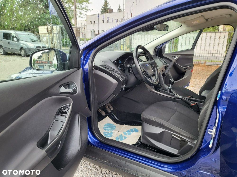 Ford Focus - 12