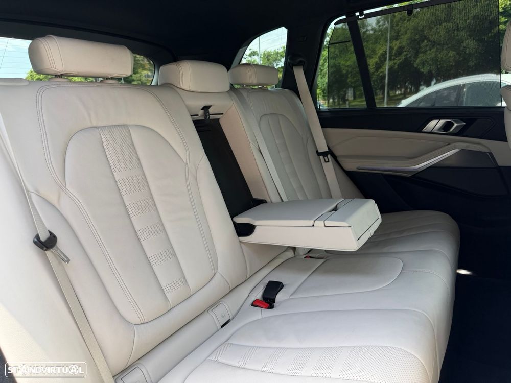 BMW X5 45 e xDrive Pack M - 27