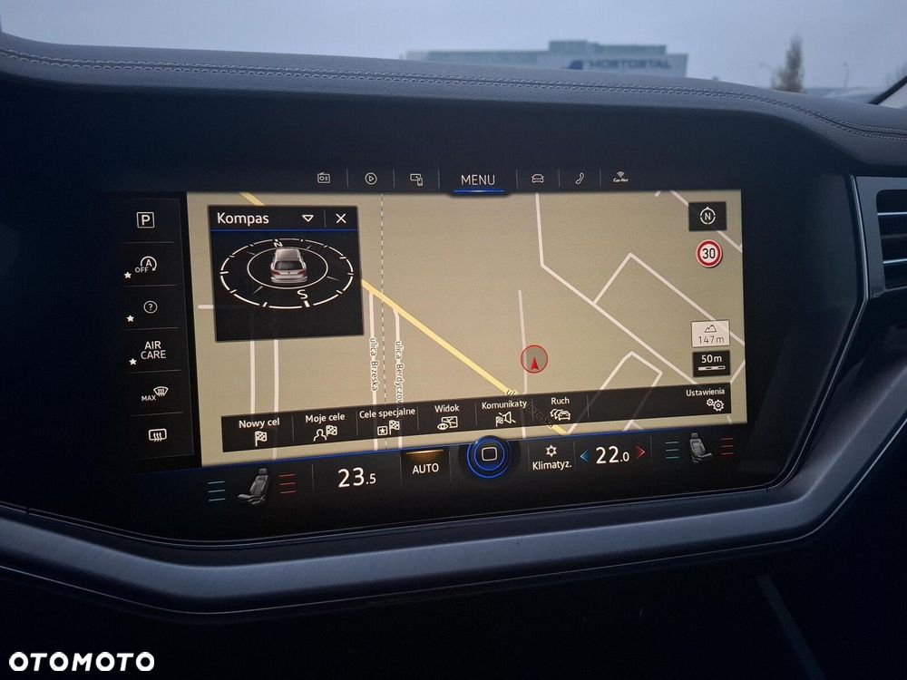 Volkswagen Touareg - 24