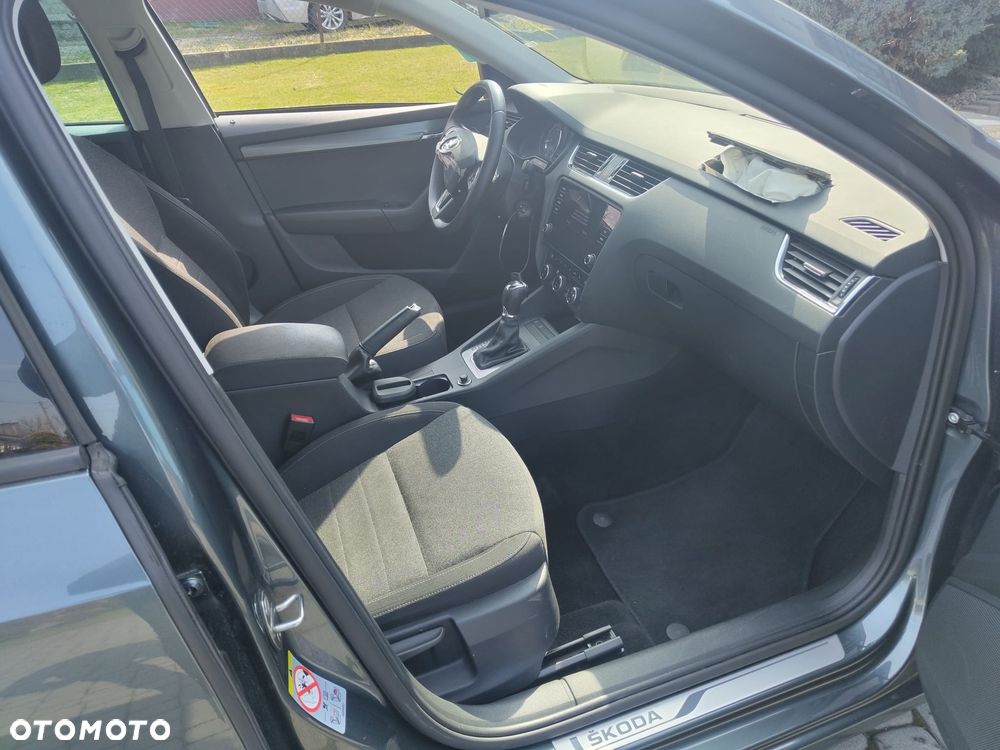 Skoda Octavia 1.5 TSI ACT DSG Soleil - 28