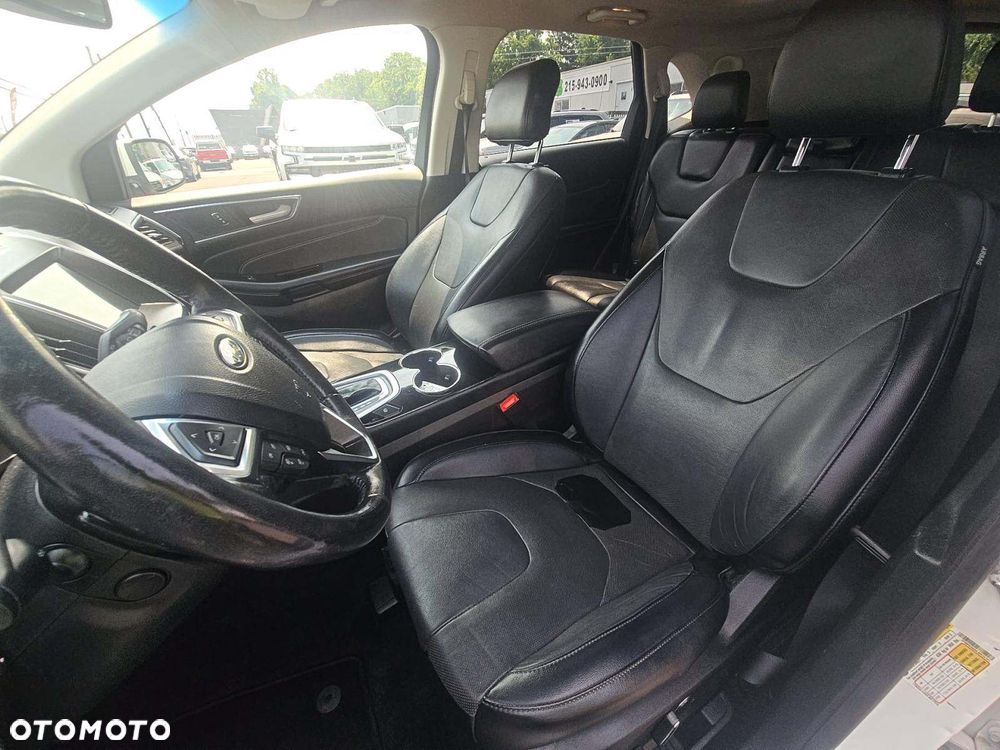 Ford Edge - 5