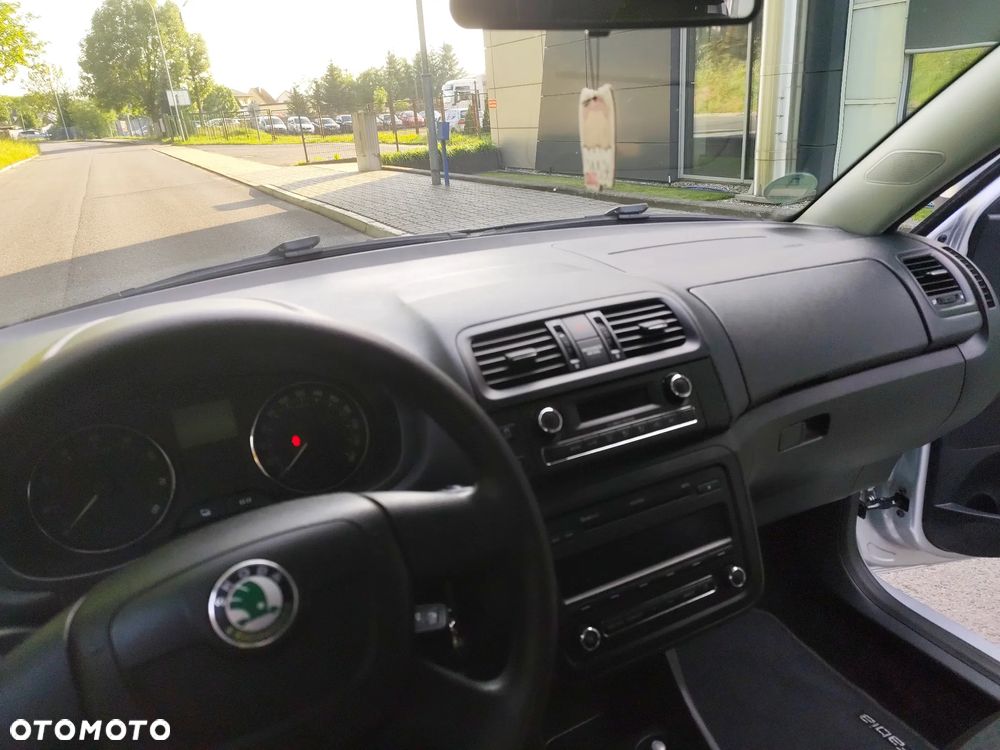 Skoda Fabia 1.2 TSI Ambiente - 16