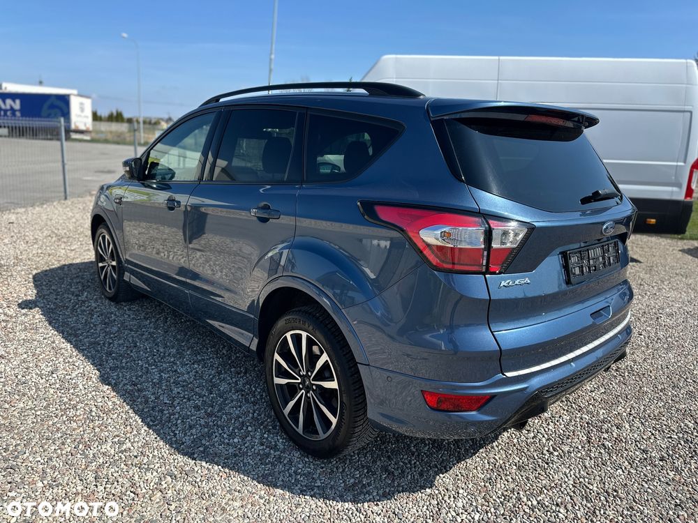 Ford Kuga 1.5 EcoBoost 2x4 ST-Line - 3