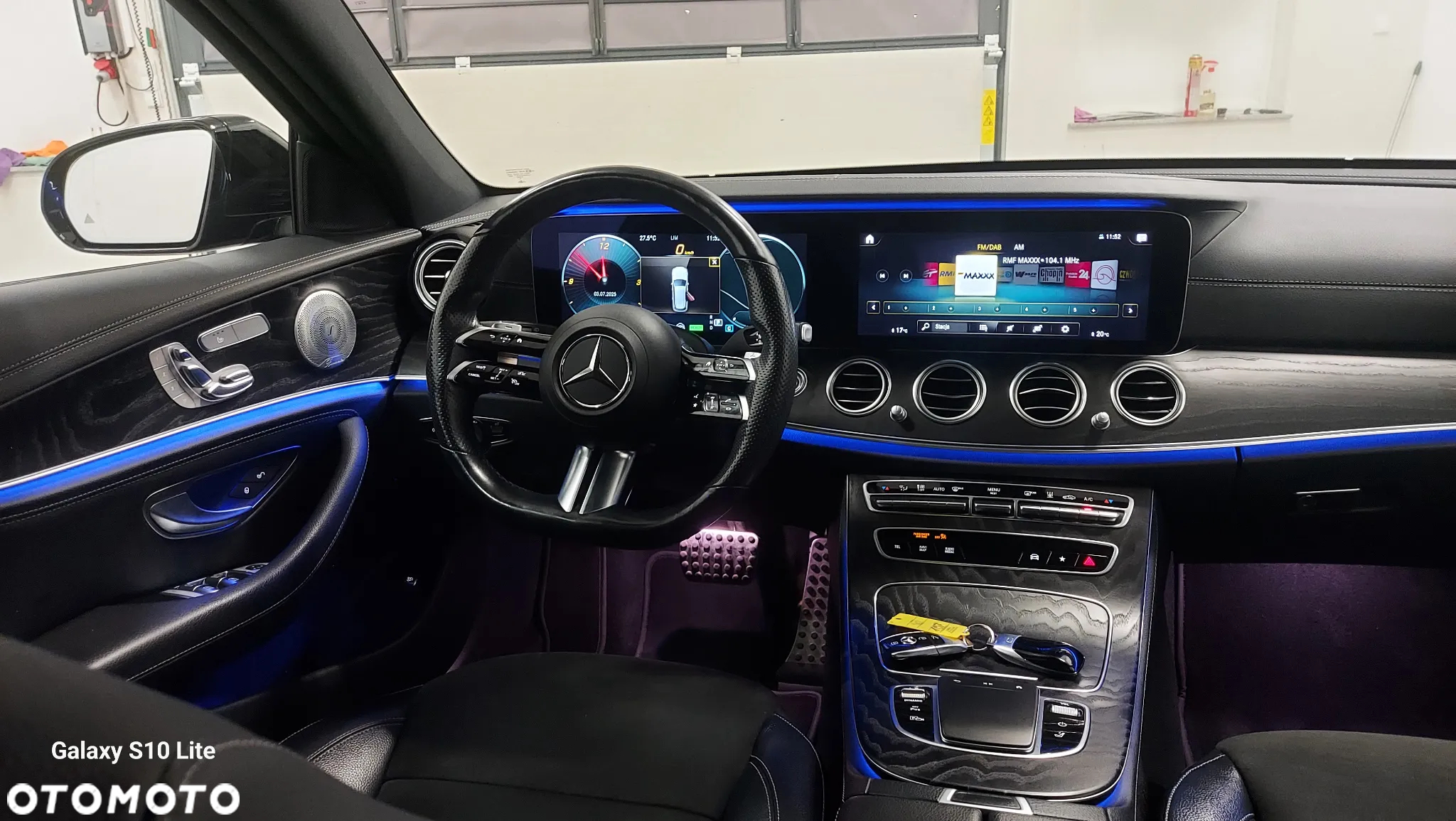 Mercedes-Benz Klasa E 300 de 4Matic T 9G-TRONIC AMG Line - 7