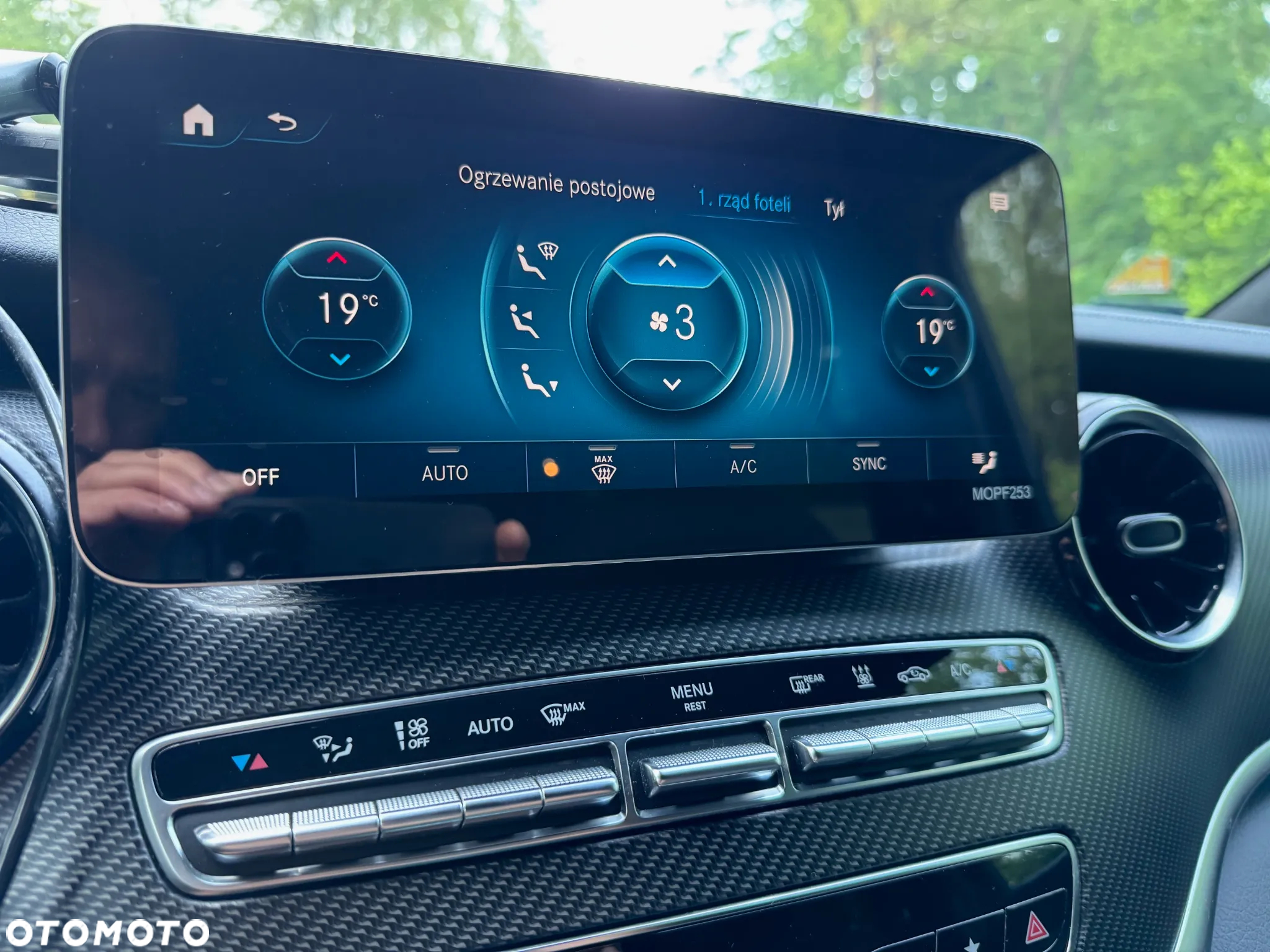 Mercedes-Benz Klasa V 300 d 4-Matic Exclusive 9G-Tronic (d³ugi) - 29