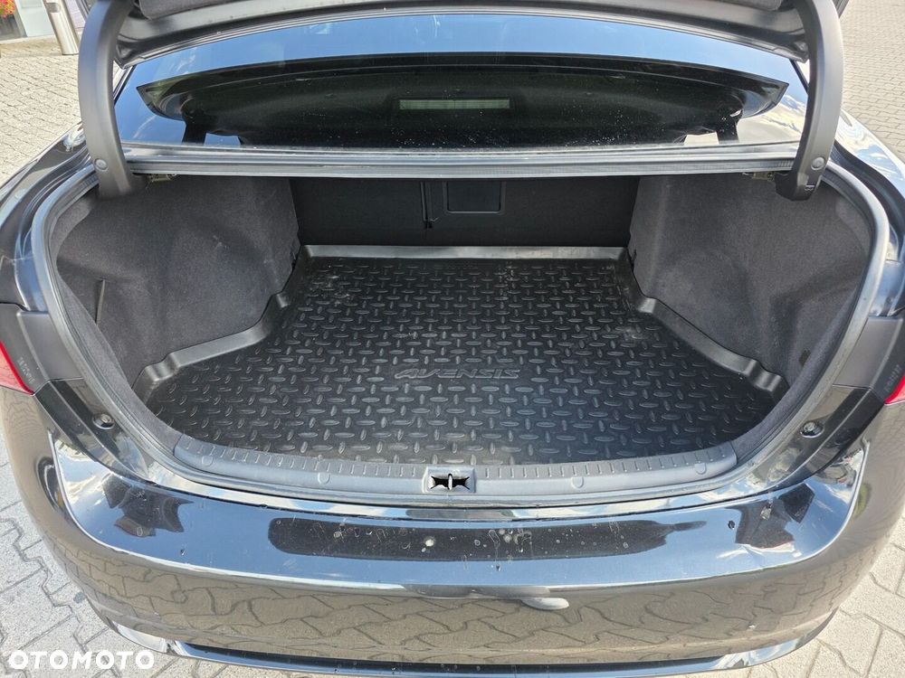 Toyota Avensis 1.8 Premium MS - 7