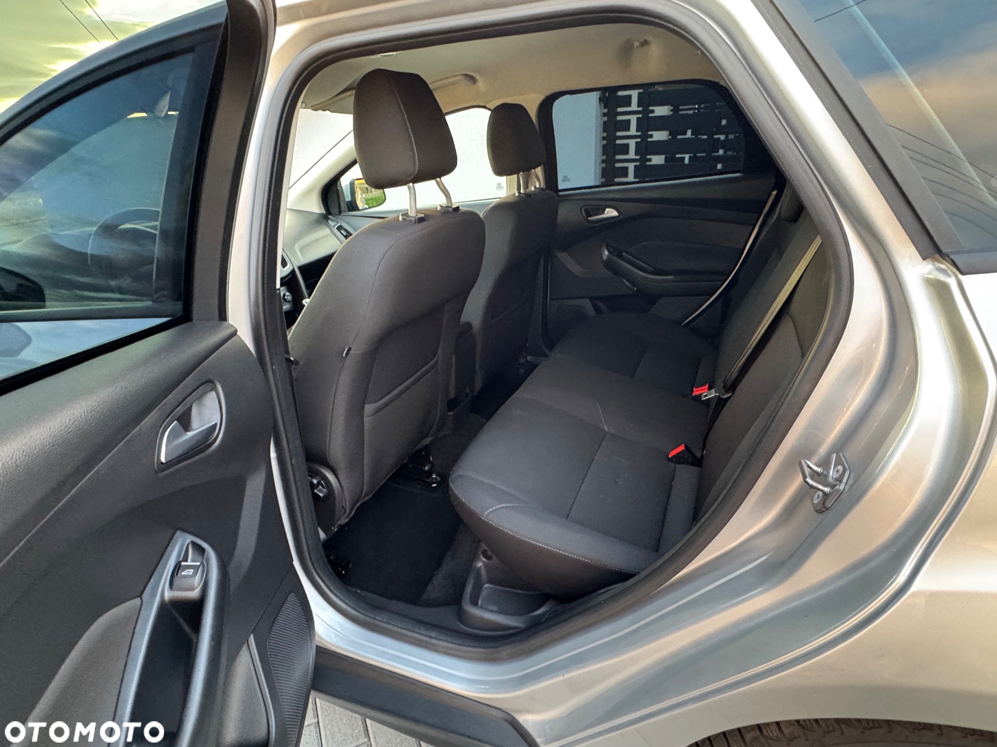 Ford Focus 1.5 EcoBoost Active - 12