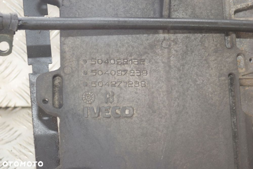 PODSTAWA KOMPUTERA SILNIKA ECU IVECO STRALIS - 2