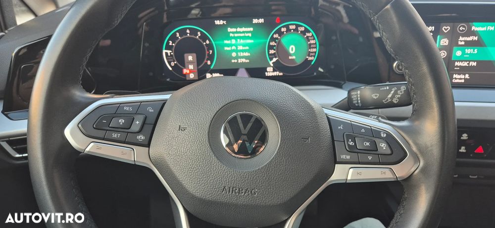 Volkswagen Golf 1.5 eTSI ACT DSG MHEV Life - 9