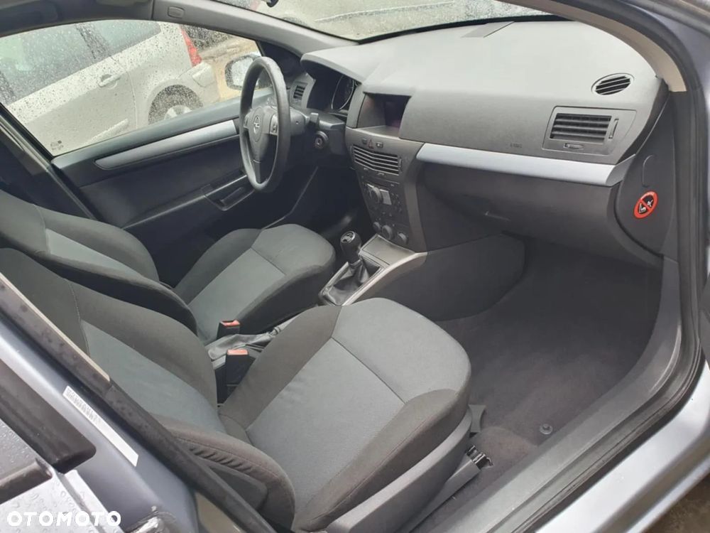 Opel Astra - 2