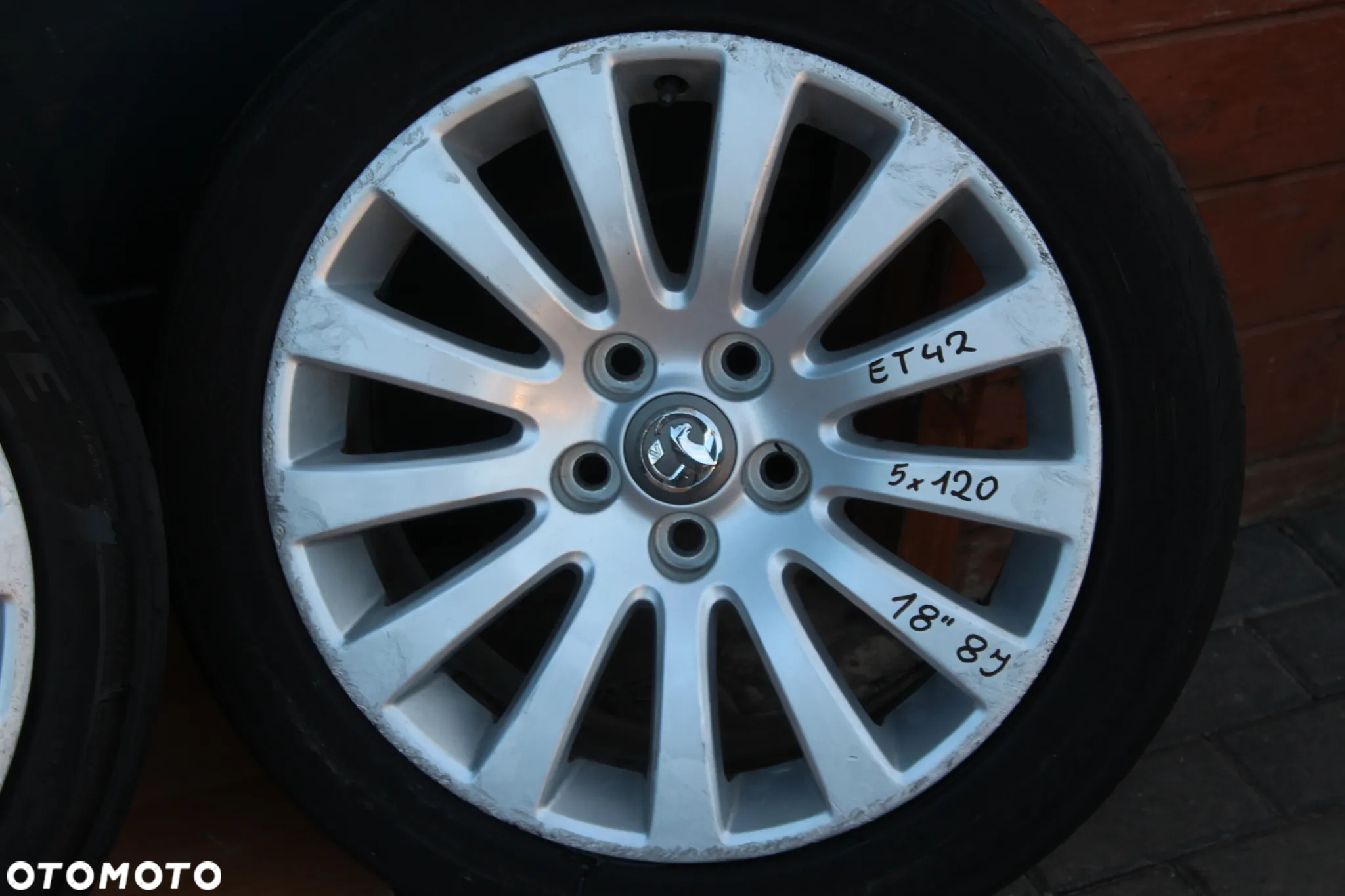 FELGI ALUMINIOWE KOŁA OPONY OPEL INSIGNIA R18 5x120 ET42 - 4
