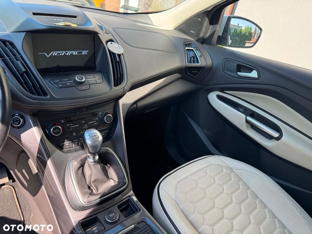 Ford Kuga - 8