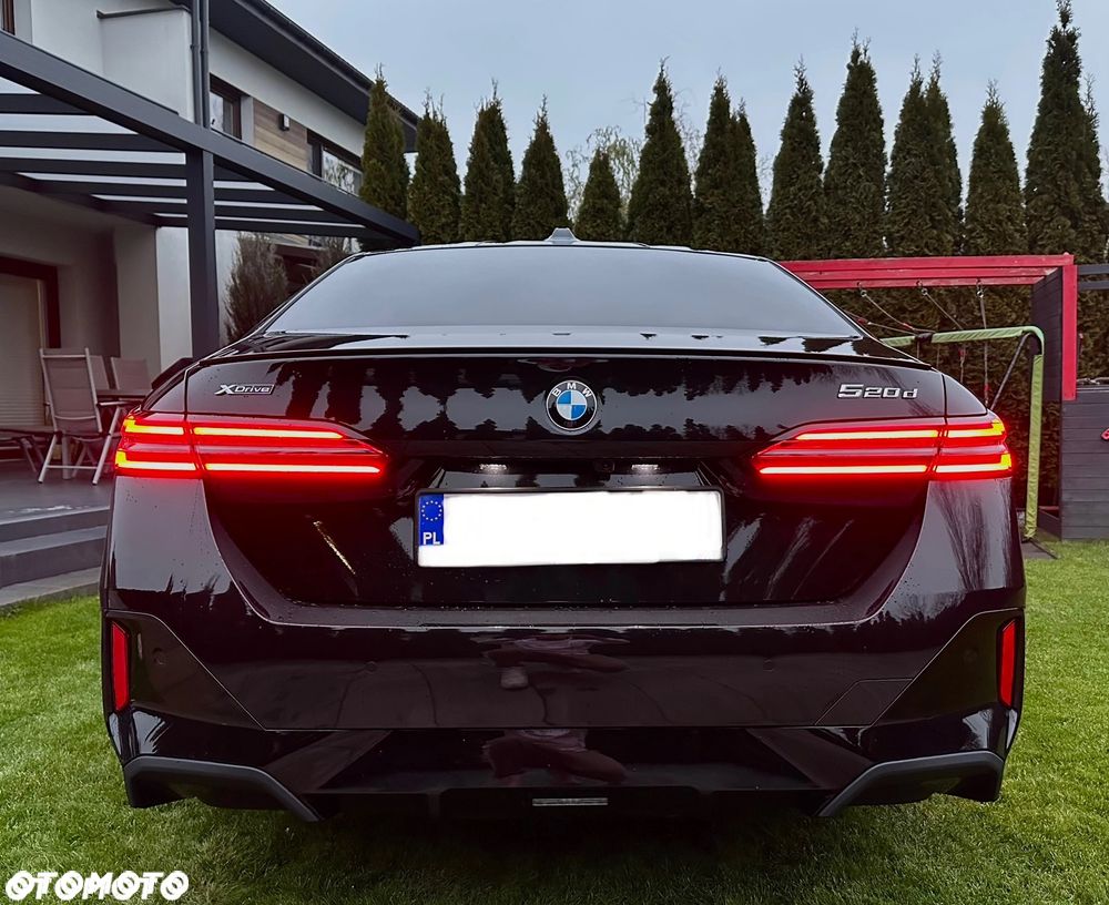 BMW Seria 5 520d xDrive mHEV M Sport - 9