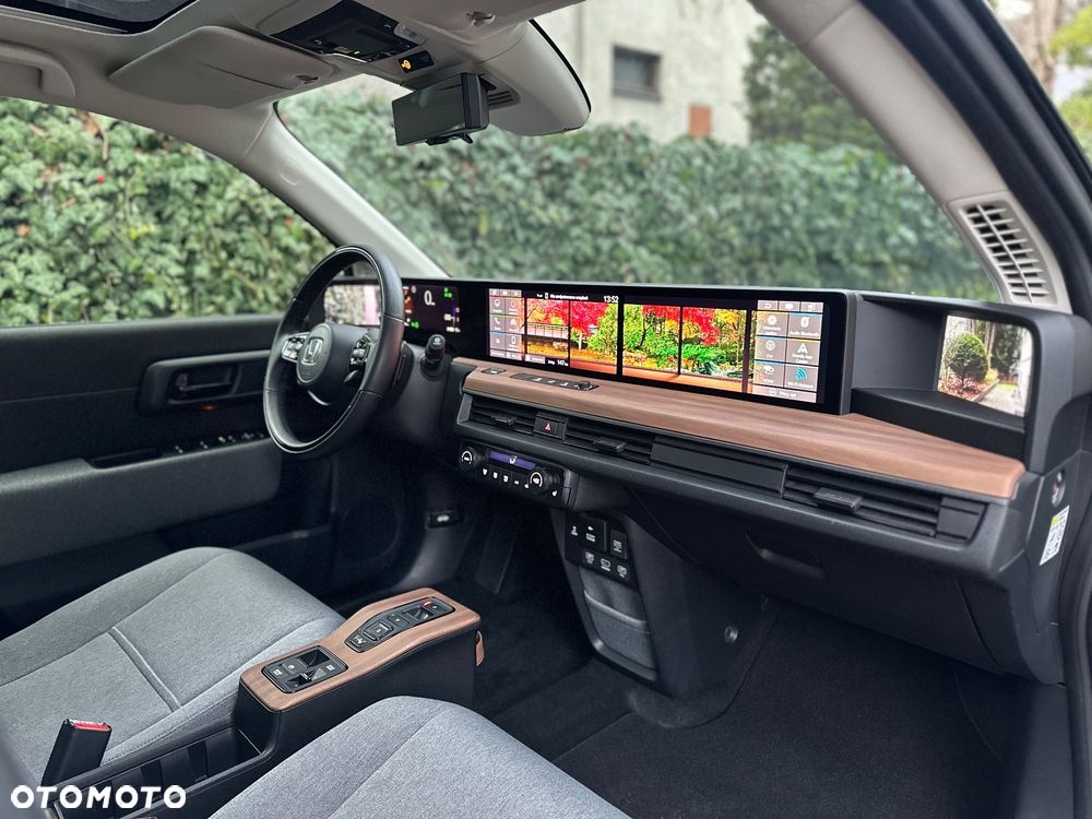 Honda e Advance (17") - 17