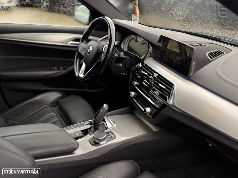 BMW 520 d Line Luxury Auto - 4