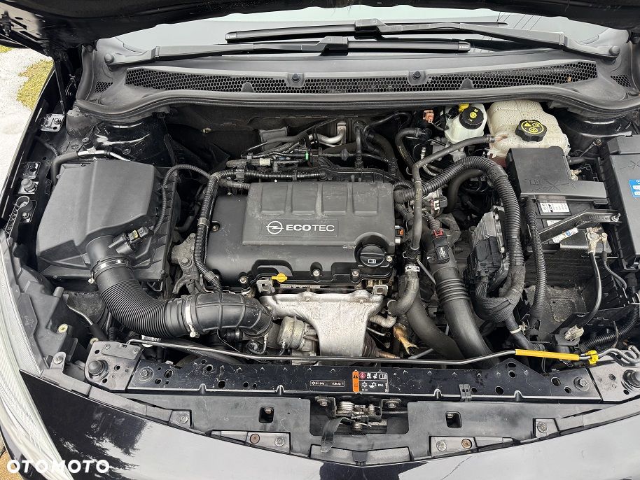 Opel Astra 1.4 Turbo - 20